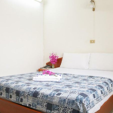 Nakornping Hotel Bangkok Ngoại thất bức ảnh