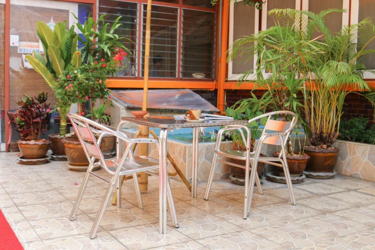 Nakornping Hotel Bangkok Ngoại thất bức ảnh
