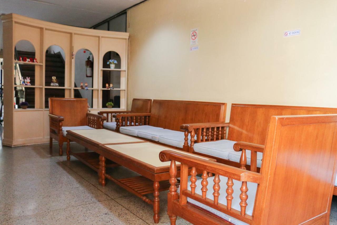 Nakornping Hotel Bangkok Ngoại thất bức ảnh