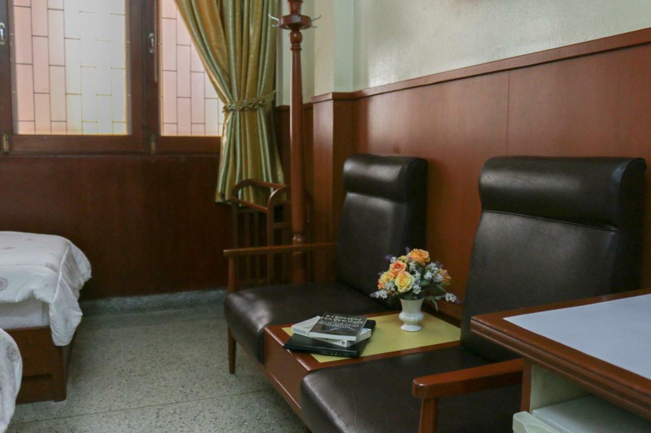 Nakornping Hotel Bangkok Ngoại thất bức ảnh